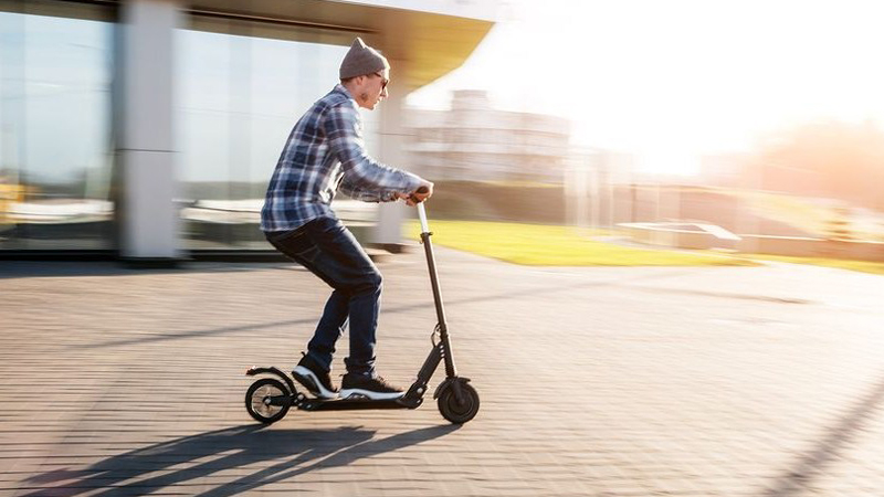 Ηλεκτρικά πατίνια: Είναι επικίνδυνα; 